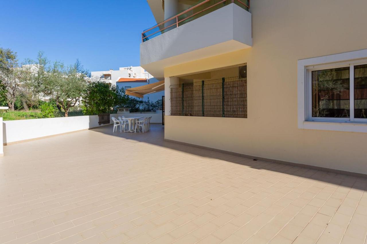Spacious 2 Bdr Apartment W/ Patio By Lovelystay Armação de Pêra Eksteriør bilde